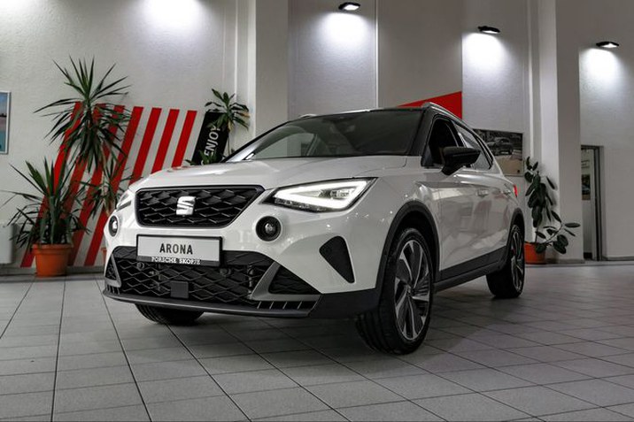 Новата SEAT Arona го освежува сегментот со поцврст изглед и револуционерен ентериер